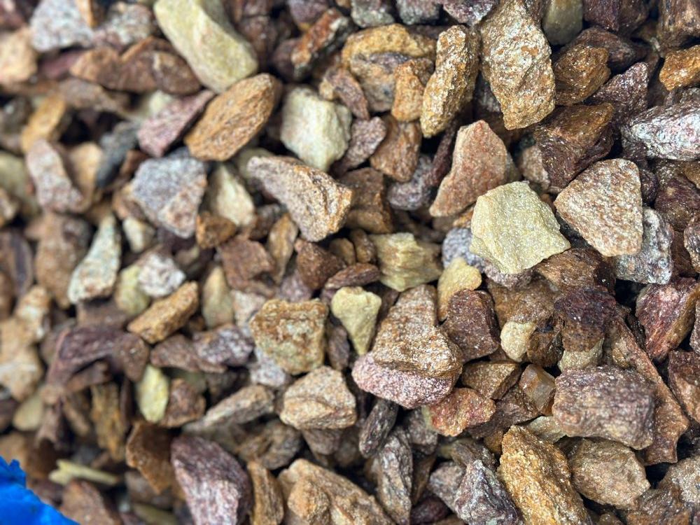 Златолит персиковый декоративная каменная крошка купить в Южноуральске