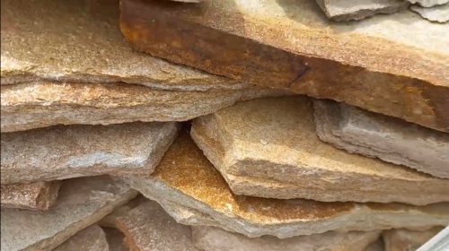 Плитняк златолит жёлтый золотистый для отмостки купить в Южноуральске