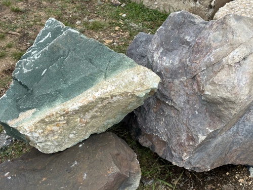 Камни для ландшафтного дизайна зелёные 10-60 килограмм купить в Южноуральске