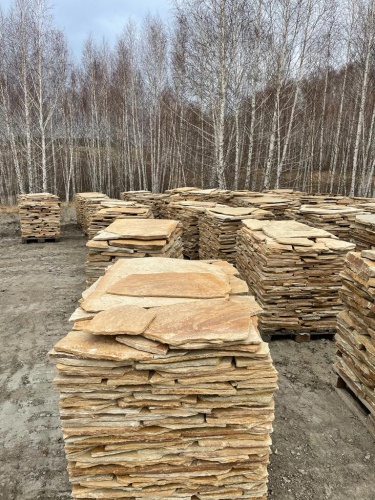 Плитняк златолит жёлтый для фасада 1,5-3 см купить в Южноуральске