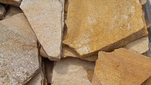 Плитняк златолит жёлтый для фасада 1,5-3 см купить в Южноуральске