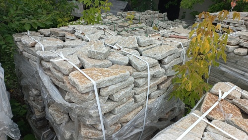 Гранитный плитняк галтованный для парковки купить в Южноуральске