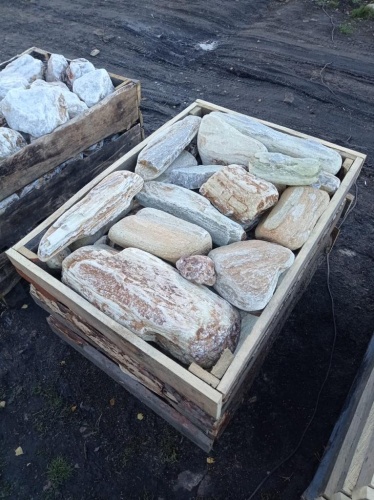 Златолит жёлтый, жёлто-зелёный глыбки и валуны для ланшафтного дизайна купить в Южноуральске