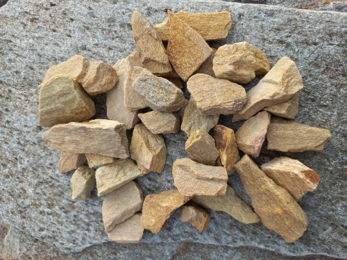 Златолит жёлтый декоративная каменная крошка купить в Южноуральске