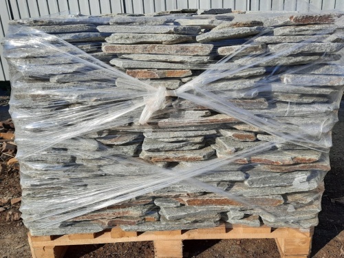 Златолит серебристый галтованный для лестниц купить в Южноуральске